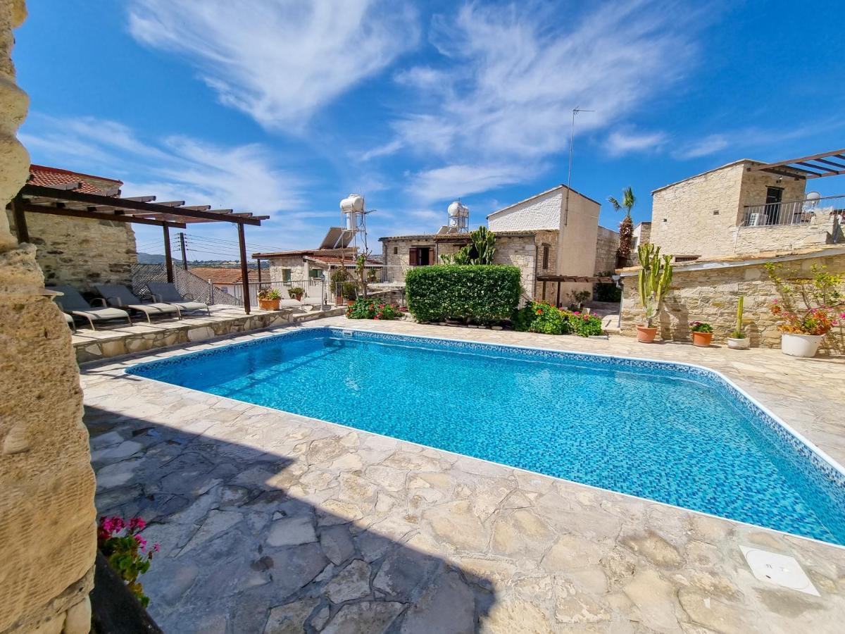 Poseidon'S Pool Paradise Skarinou Exterior foto